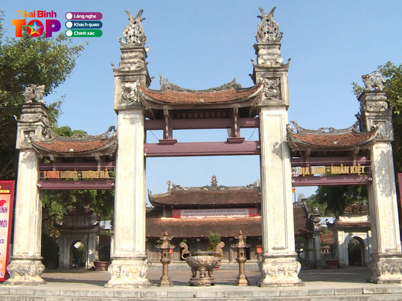 kien-truc-den-tran-dam-chat-viet-thaibinhtoplist