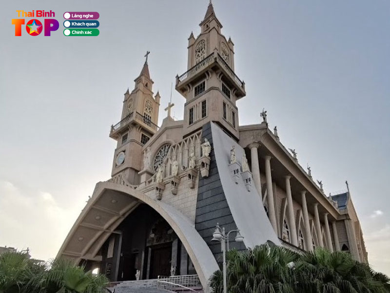 phuong-tien-di-chuyen-den-nha-tho-chinh-toa-thai-binh-thaibinhtoplist