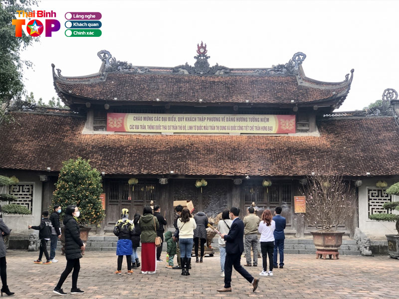 xuoi-dong-lich-su-nhieu-bien-dong-cua-den-tran-thai-binh-thaibinhtoplist